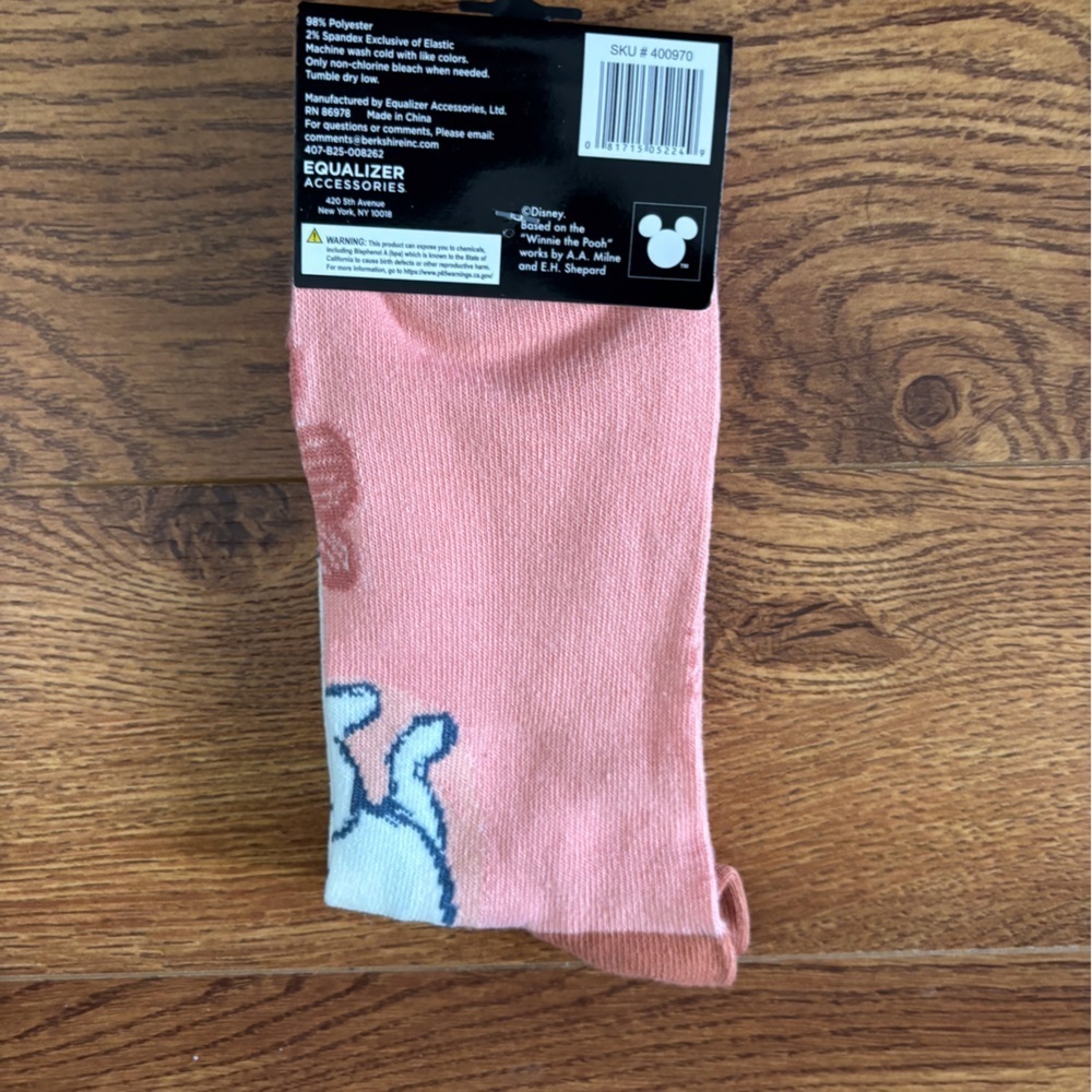 Disney Crew Socks - Classic Winnie the Pooh - Picture 3 of 3